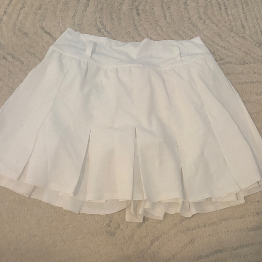 Aerie Women's White Athletic Shorts
